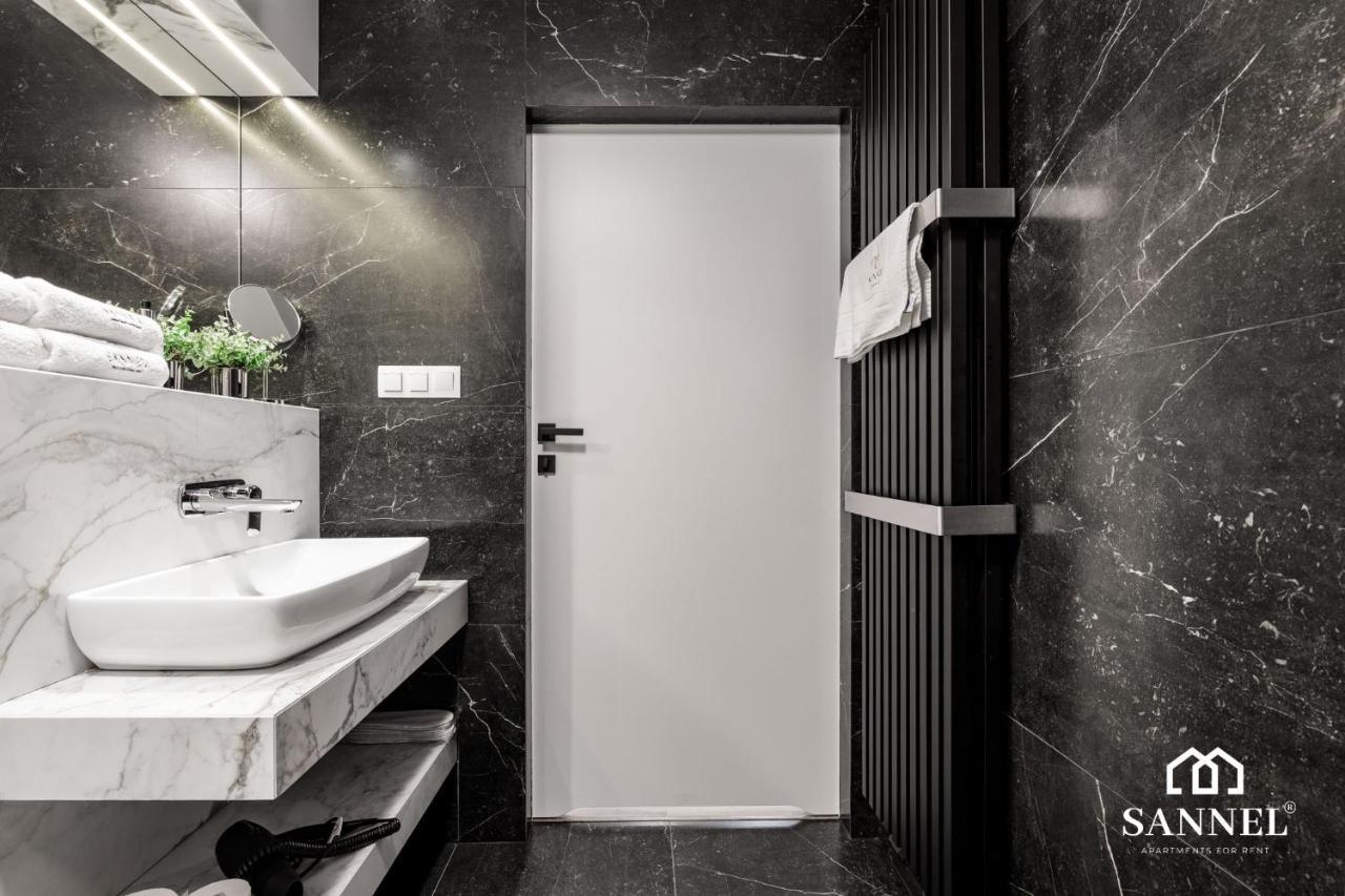 Apartament Prestige Z Dostepem Do Basenow,Strefy Saun,Jacuzzi - Pinea Apartments Pobierowo-Sannel Apartments For Rent Esterno foto