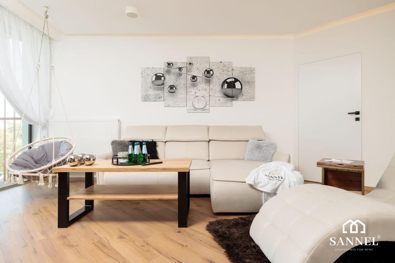 Apartament Prestige Z Dostepem Do Basenow,Strefy Saun,Jacuzzi - Pinea Apartments Pobierowo-Sannel Apartments For Rent Esterno foto